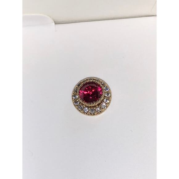 CHLOE + ISABEL JULY halo stud earrings - E119 - Picture 3 of 3